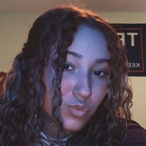 Meet your Posher, Isabella